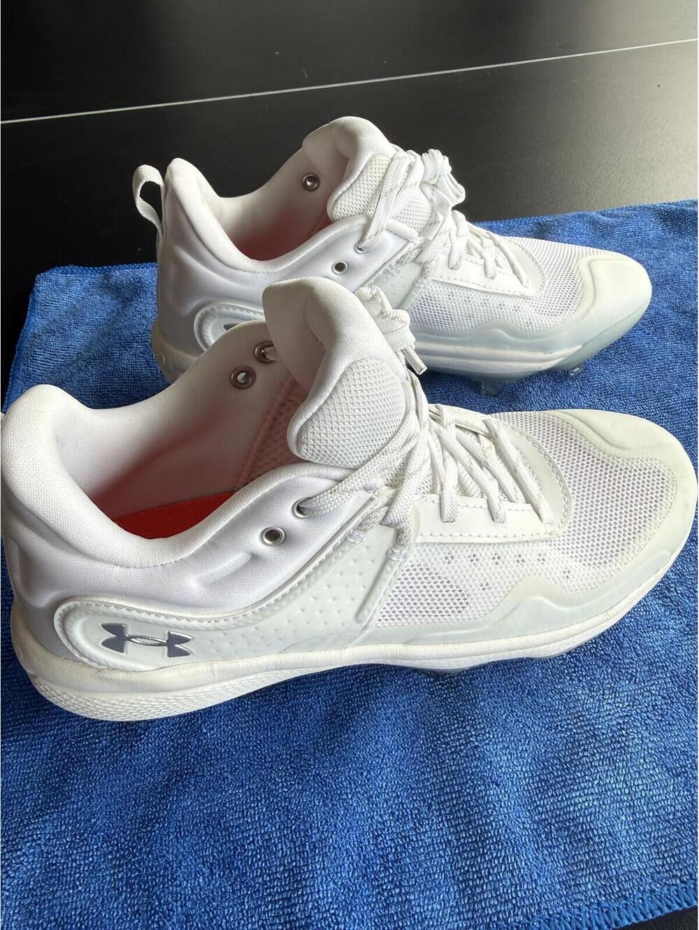 Under Armour Harper 7 softball Cleats White women’s US 7